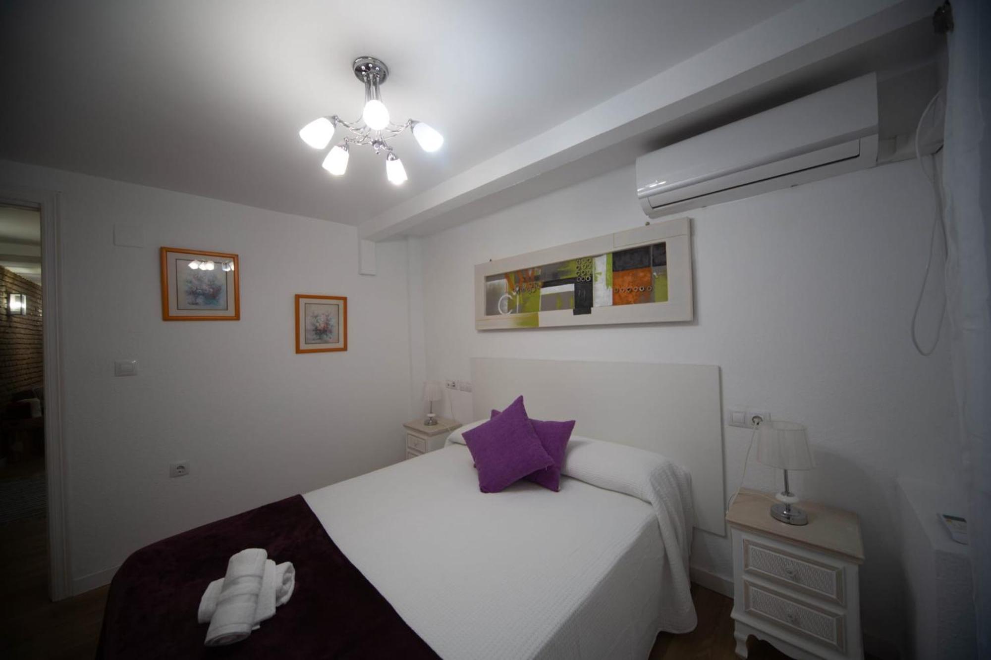 Santa Catalina Center Apartment Σεβίλλη Εξωτερικό φωτογραφία